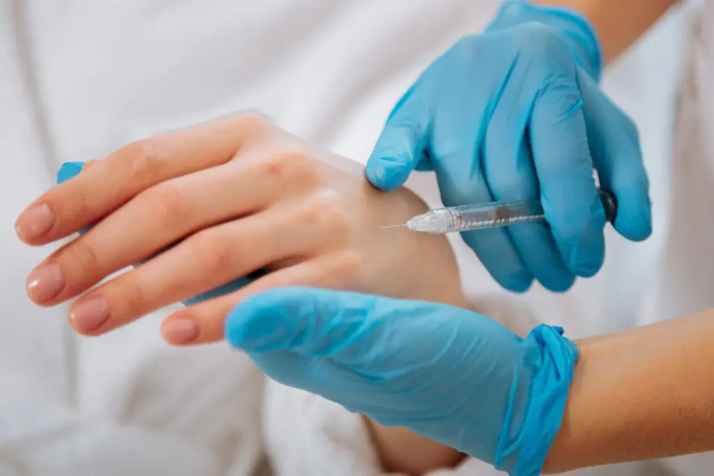 hand volume restoration injection miami beach